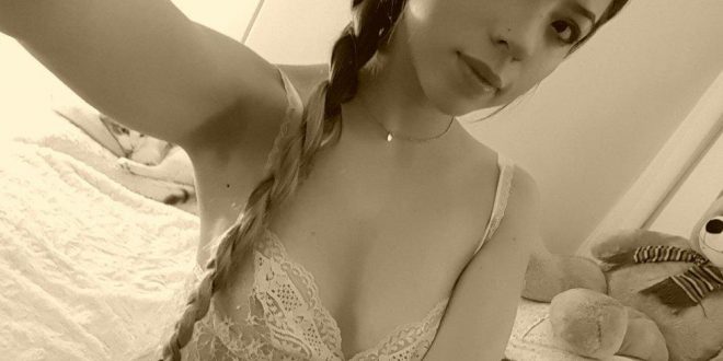 Selfie coquin en lingerie