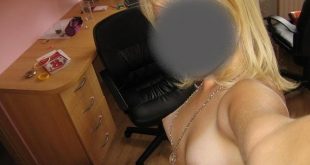 Selfie entièrement nue